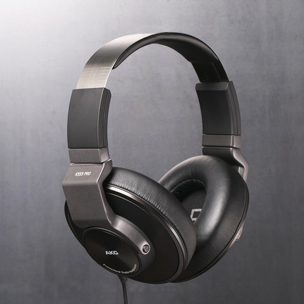 Tai nghe ph&ograve;ng thu AKG chất lượng gi&aacute; rẻ